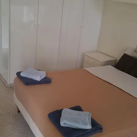 Nondas Hill Apts Apart Otel 3*