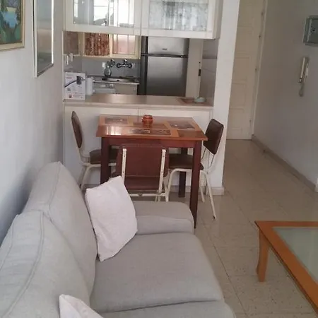 Nondas Hill Apts
