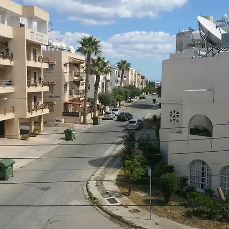 Nondas Hill Apts 3* Ларнака