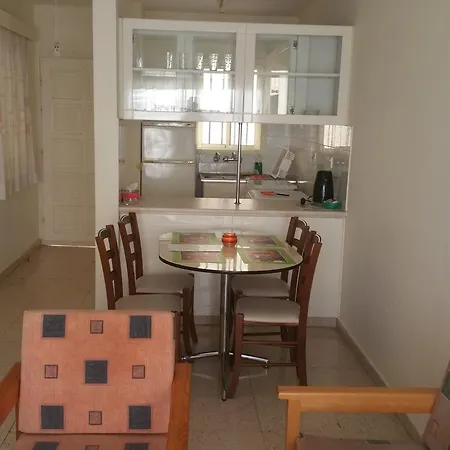 Апарт-готель Nondas Hill Apts 3*