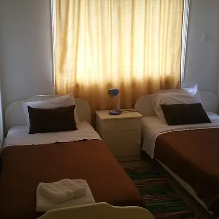 Апарт-готель Nondas Hill Apts Ларнака