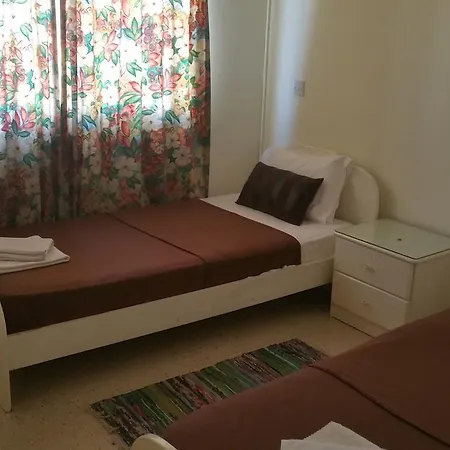 Nondas Hill Apts Апарт-готель 3*