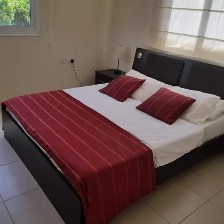 Nondas Hill Apts Апарт-готель 3*